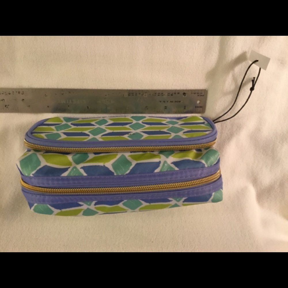 Multicolor make-up bag 7” Wide fits everthing